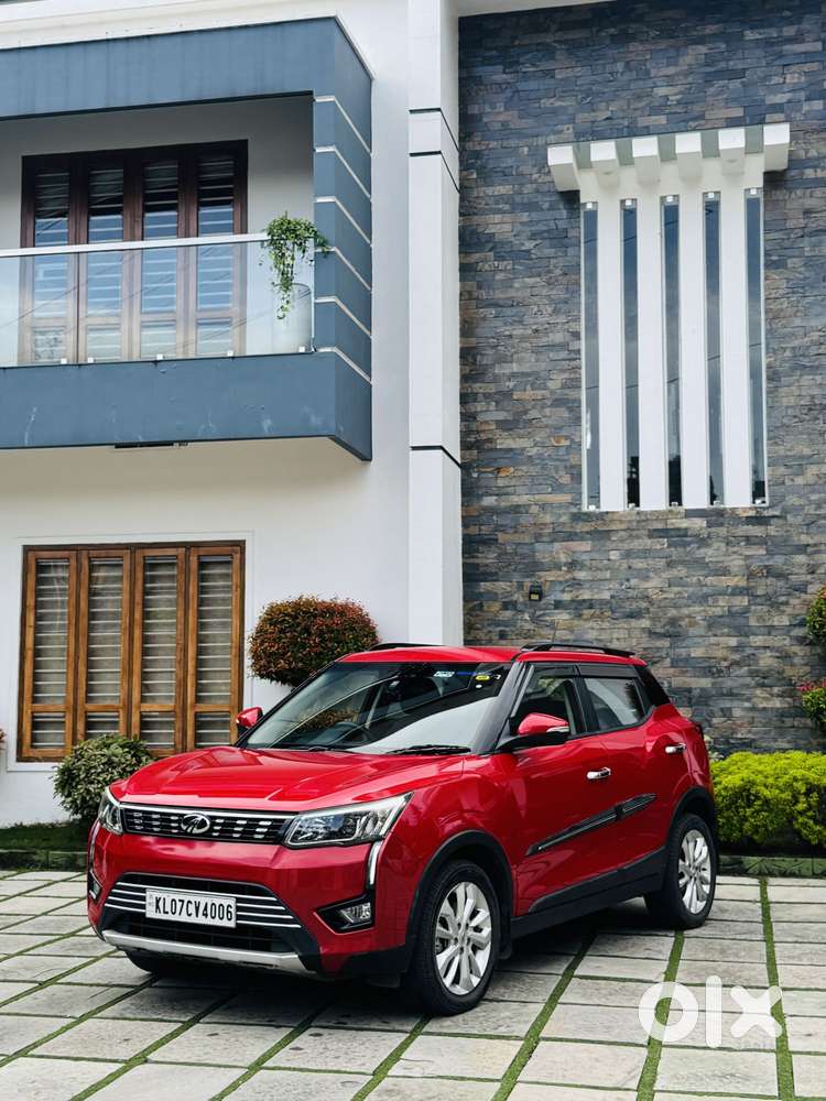 Mahindra Xuv300 W8, 2020, Petrol
