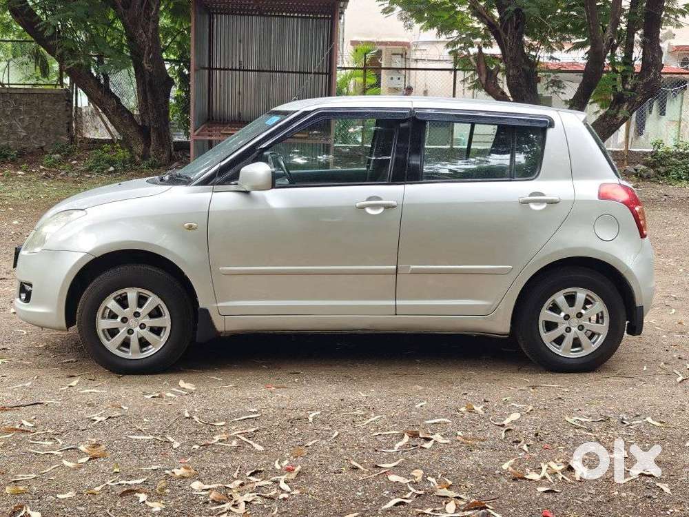 Maruti Suzuki Swift 1.3 Zxi, 2010, Cng & Hybrids