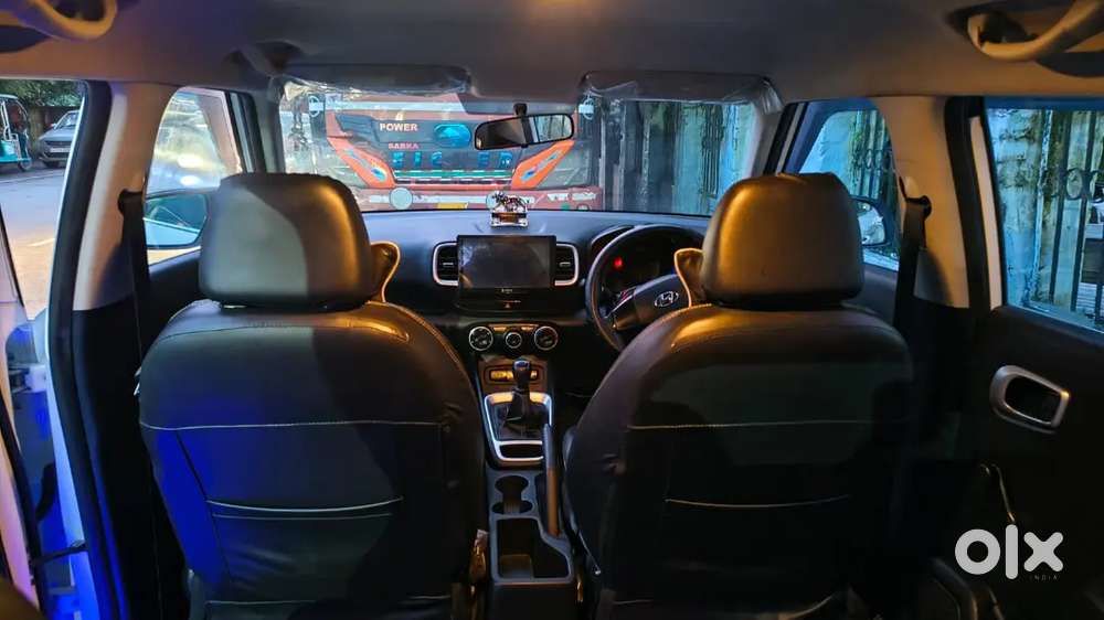 Hyundai Venue 1.2 E 2022 Petrol Manual All Original Hai