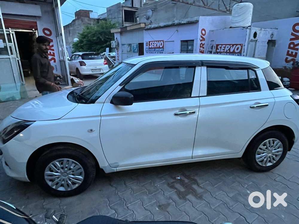 Maruti Suzuki Swift 2024 Petrol 40000 Km Driven