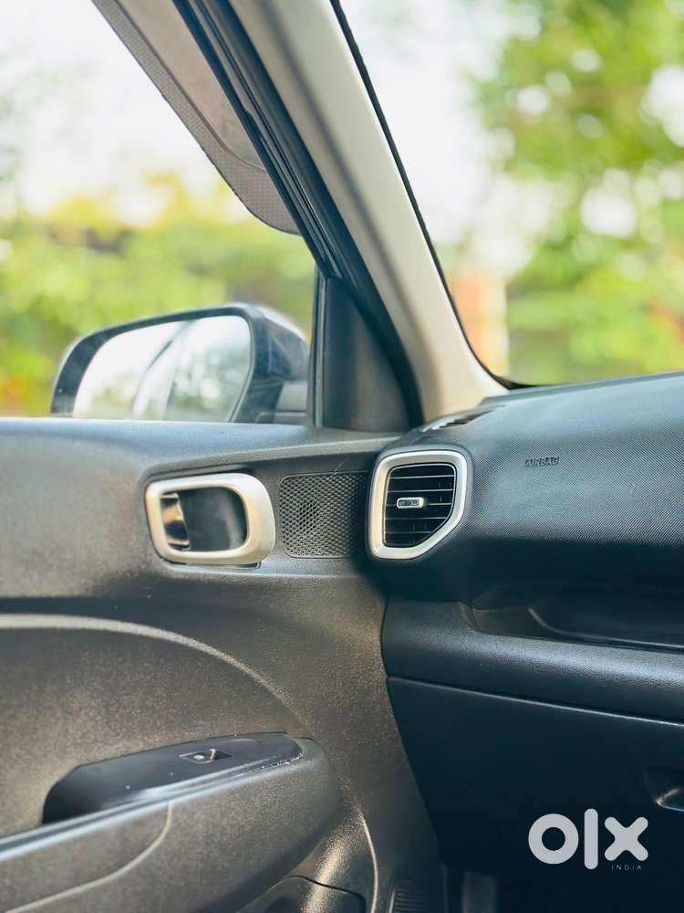 Hyundai Venue Sx (o) Mt 1.5 Diesel, 2019, Diesel