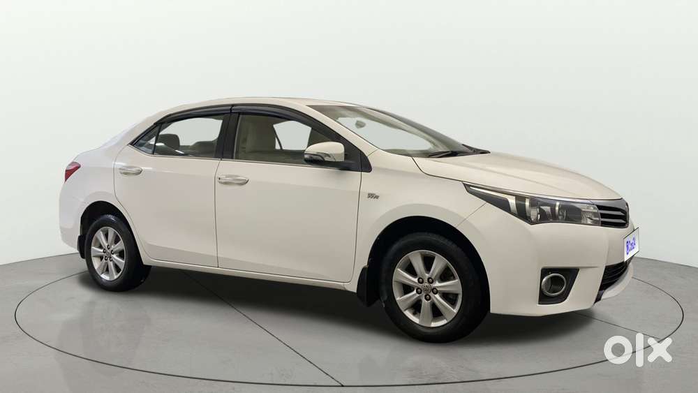 Toyota Corolla Altis [2014-2017] 1.8 G Cvt, 2016, Petrol