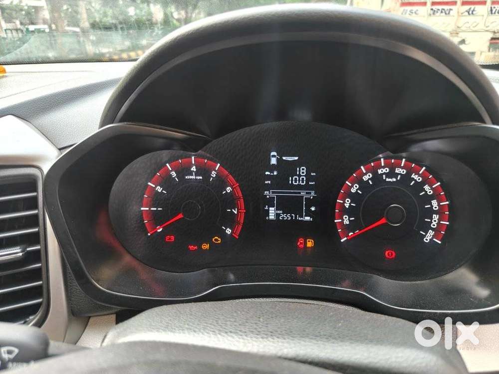 Mahindra Xuv300 W6, 2020, Petrol