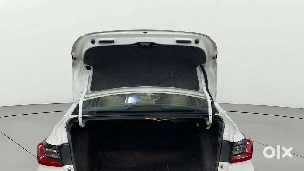 Honda City I-vtec Cvt Zx, 2023, Petrol