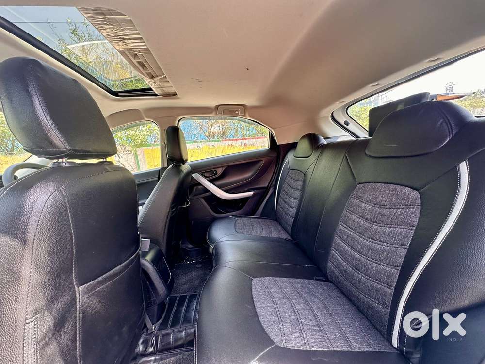 Tata Nexon 1.2 Revotron Xm (s), 2021, Petrol
