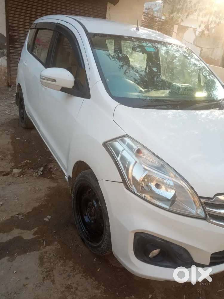 Maruti Suzuki Ertiga 2016
