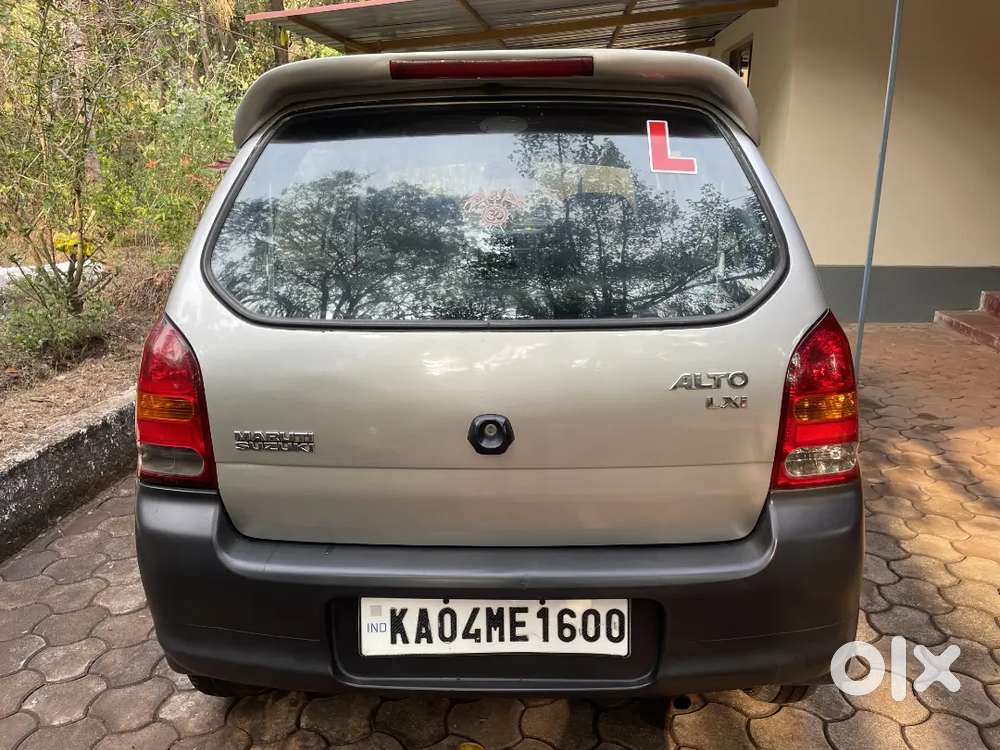 Maruti Suzuki Alto 2004 Petrol Well Maintained