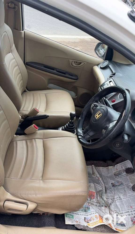 Honda Brio Mt 2012