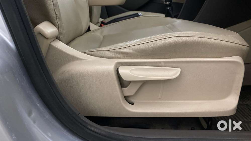 Volkswagen Vento 2010-2013 Petrol Highline, 2013, Petrol