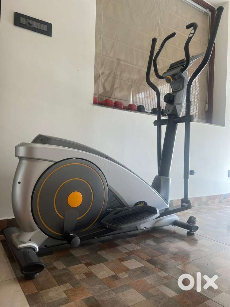 cross trainer exercise cycle elliptical