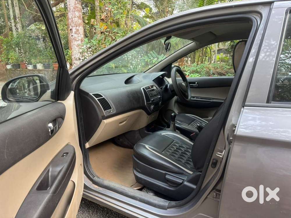 Hyundai I20 2013 Petrol Well Maintained