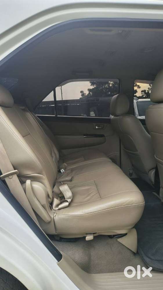 Toyota Fortuner 3.0 4x2 Automatic, 2015, Diesel