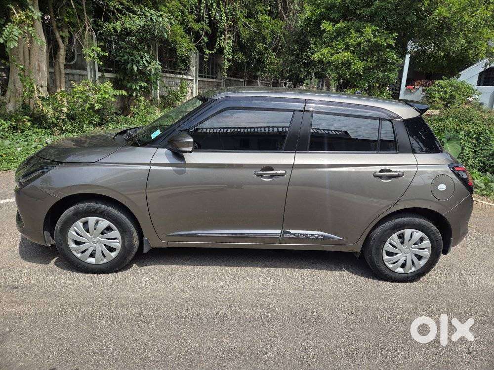 Maruti Suzuki Swift 1.2 Vxi (o), 2024, Petrol