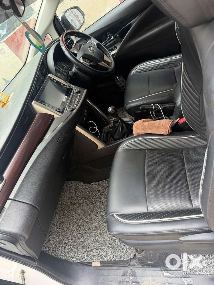 Toyota Innova Crysta 2022 Diesel Last