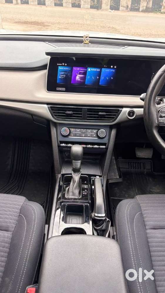 Mahindra Xuv700, 2024, Petrol