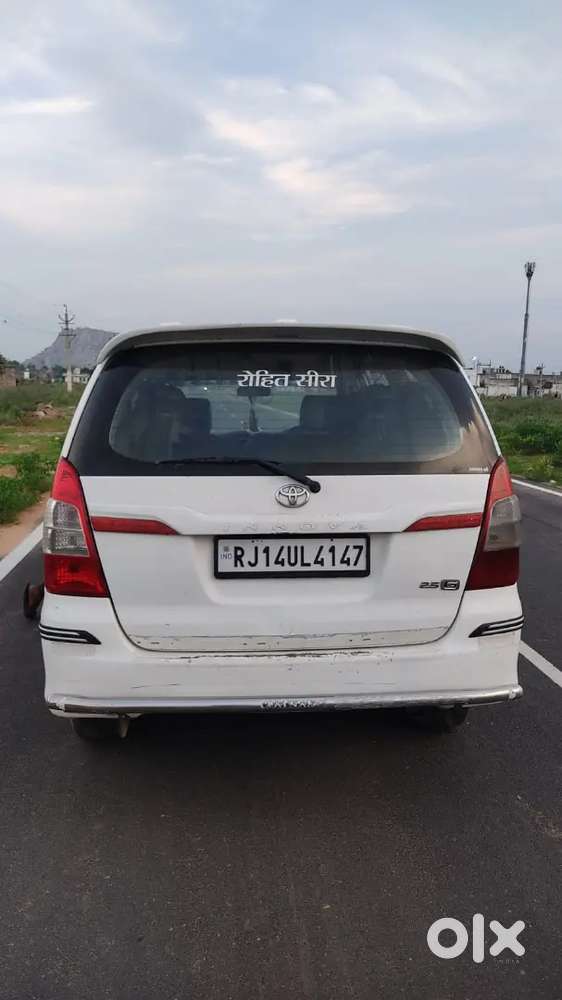 Toyota Innova 2012 Diesel Well Maintained