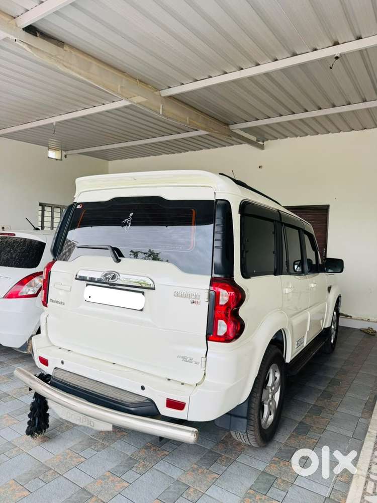 Mahindra Scorpio S11 Diesel