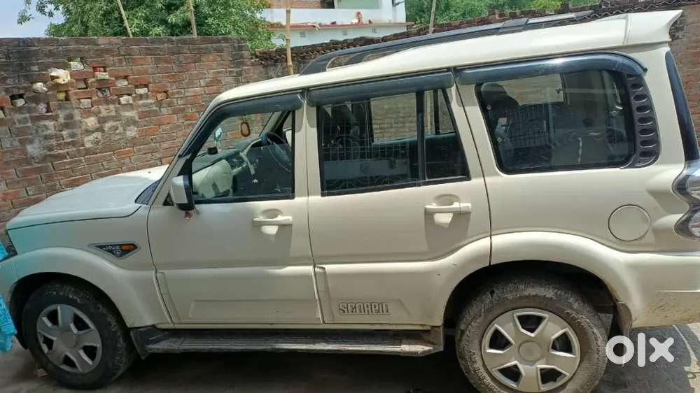 Mahindra Scorpio S6+ 2016 Model Well Menten Me Gadi Hai Ek Rupiya Khar