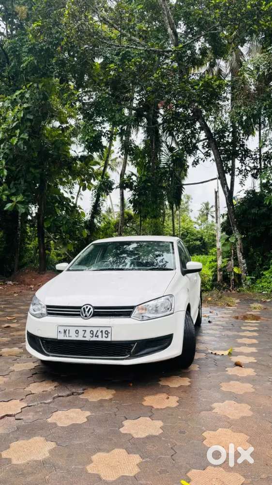 Volkswagen Polo Petrol Manual 2011 Model