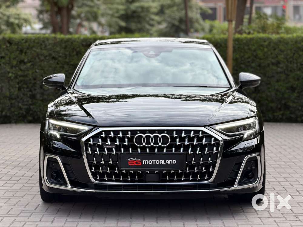 Audi A8 L Celebration Edition, 2023, Petrol
