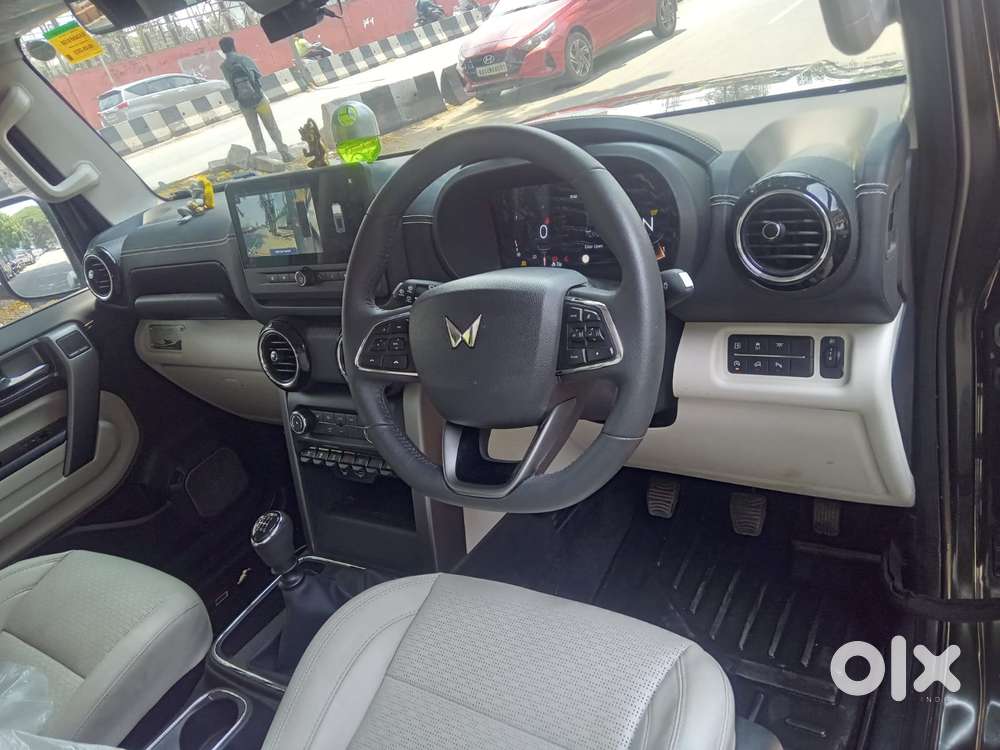 Mahindra Thar Roxx Ax7 L Diesel Mt 2wd, 2025, Diesel