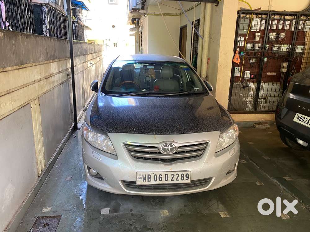 Toyota Coroll Altis 2010