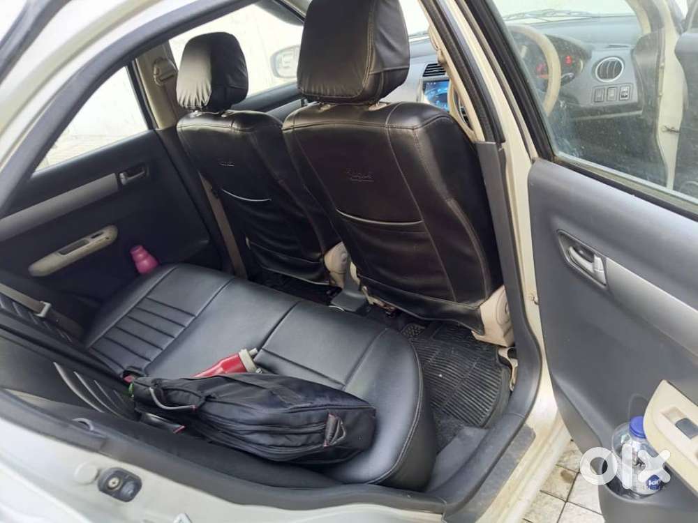 Maruti Suzuki Dezire Zxi 2009  Petrol-cng  Pilibhit/bly.