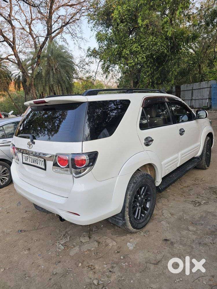Toyota Fortuner 2011-2016 4x2 Manual, 2015, Diesel