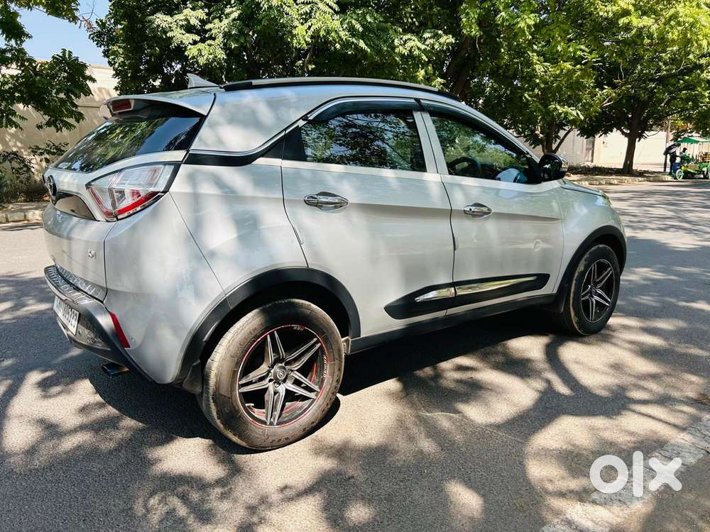 Tata Nexon 1.2 Revotron Xm, 2017, Petrol