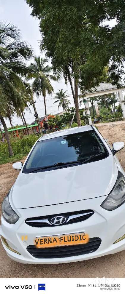 Rc Expired Hyundai Verna Fluidic 2011 Model Meku Instrest Text Me..