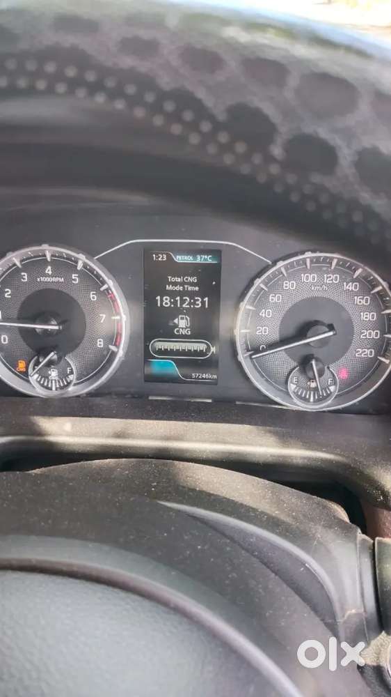 Maruti Brezza 2023 Zxi Cng Dual Tone
