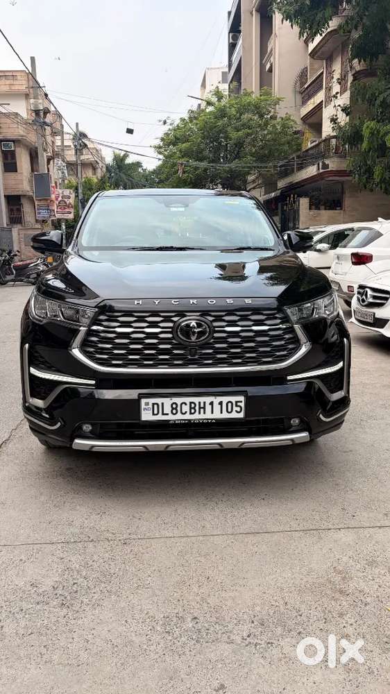 Toyota Innova Hycross 2.0 Zx April 2024 Delhi Registered