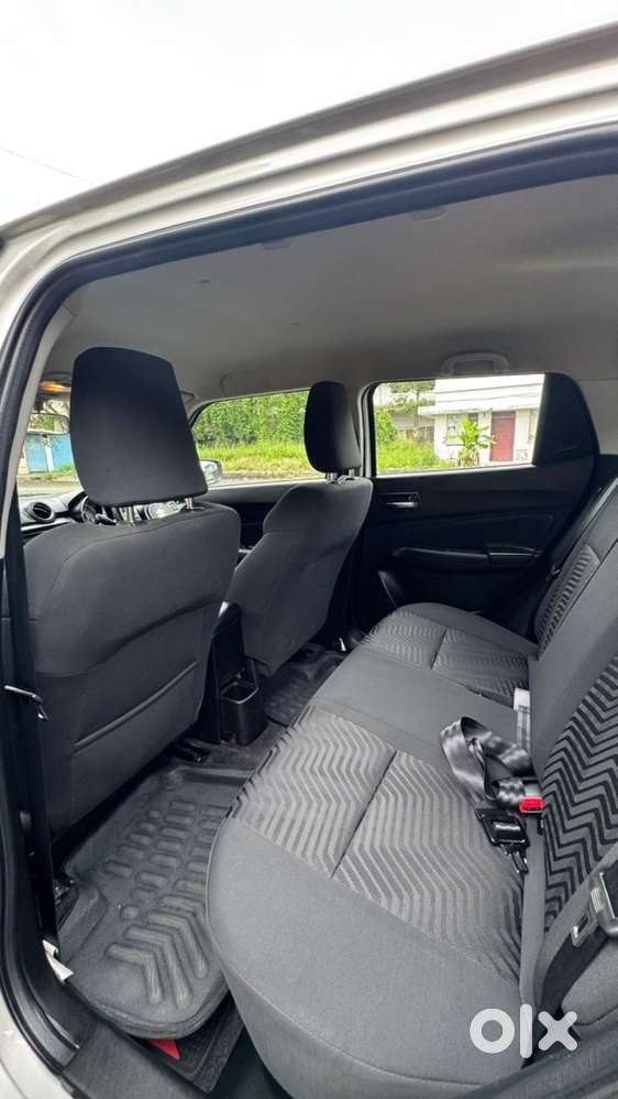 Maruti Suzuki Swift Petrol Automatic 2023