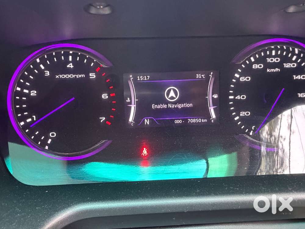 Mahindra Marazzo Diesel 2018