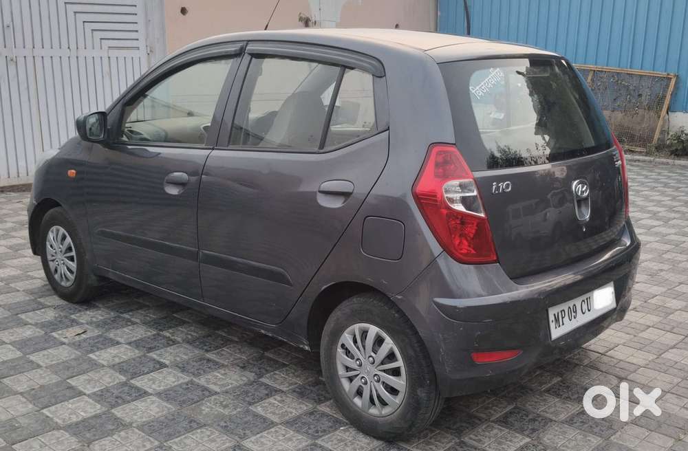 Hyundai I10 Sportz, 2016, Petrol