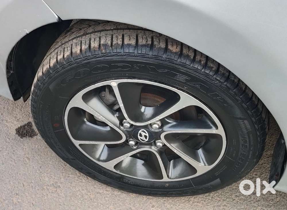 Hyundai Grand I10 Asta Option, 2017, Petrol