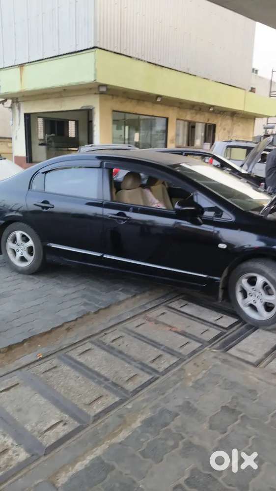 Honda Civic 2010 Cng & Hybrids Well Maintained