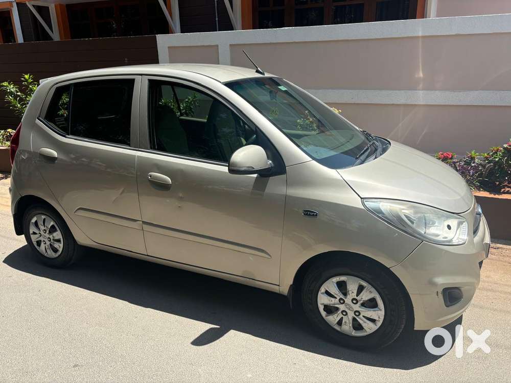 Hyundai I10 Sportz, 2012, Petrol