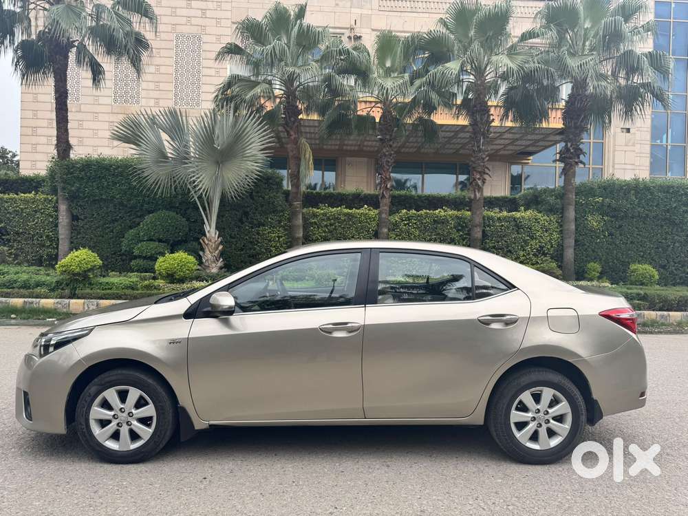Toyota Corolla Altis 2010-2013 G, 2014, Petrol