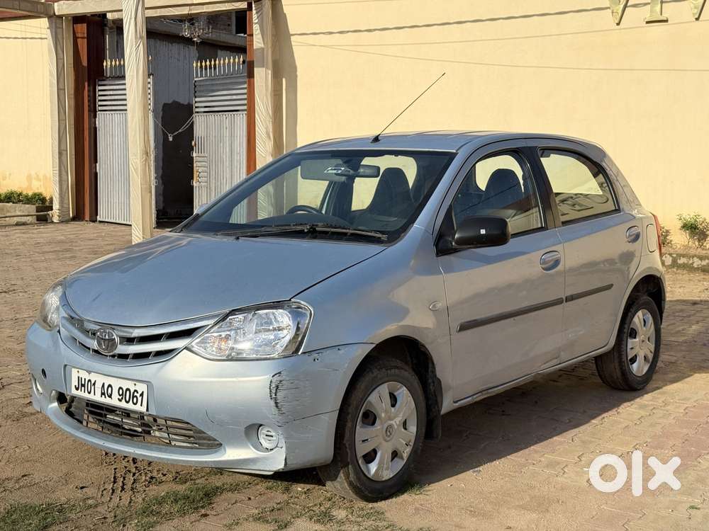 Toyota Etios Liva J, 2012, Petrol