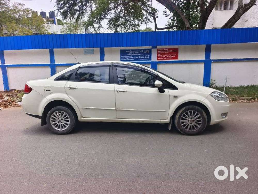 Fiat Linea Emotion (diesel), 2009, Diesel