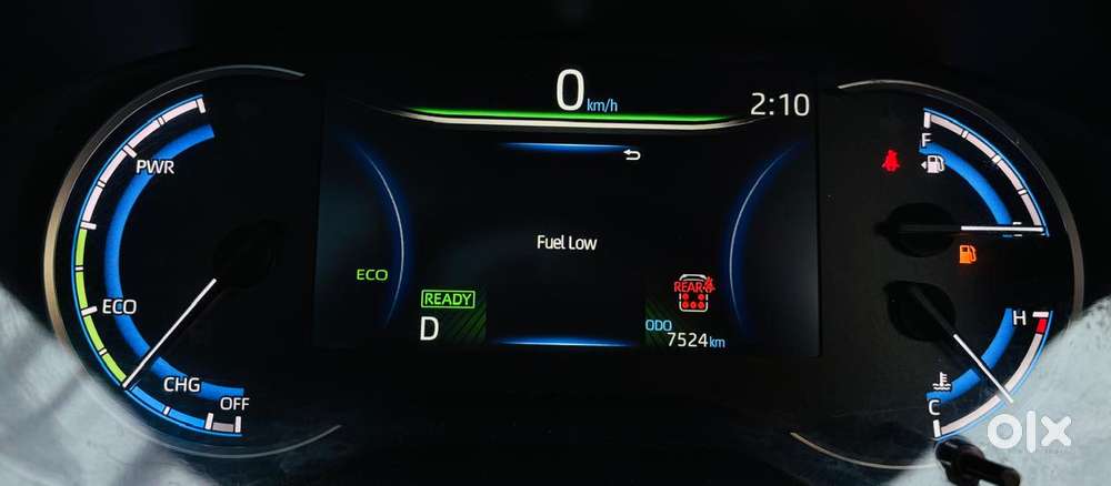 Toyota Innova Hycross 2.0 Vx (o) Hybrid 7 Str, 2025, Cng & Hybrids
