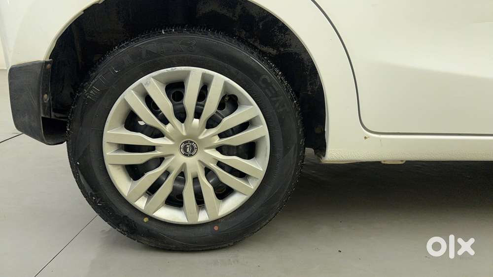 Maruti Suzuki Celerio 1.0 Zxi Amt, 2016, Petrol