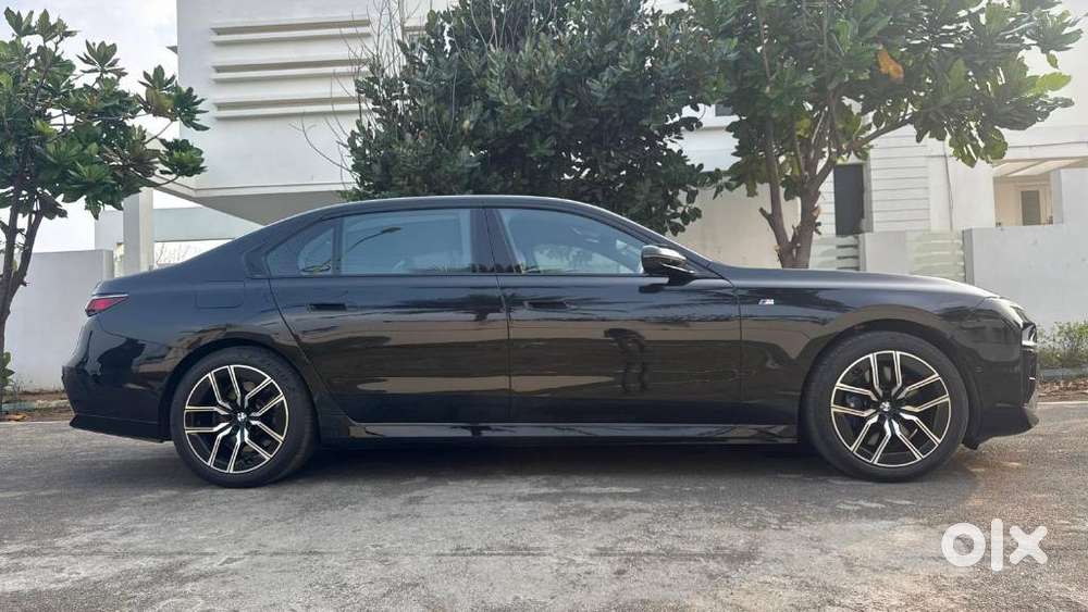 Bmw 7 Series 740i M Sport Petrol Automatic, 2023, Petrol