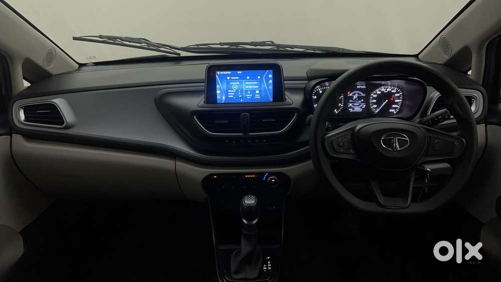 Tata Altroz 1.2 Xma Plus, 2023, Petrol