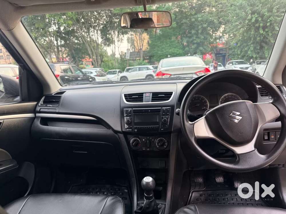 Maruti Suzuki Swift Vxi, 2015, Petrol
