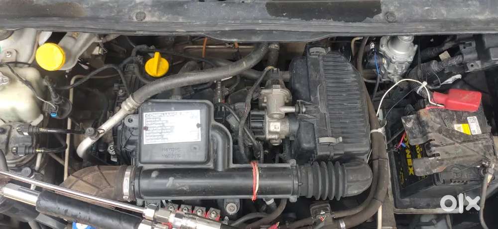 Renault Triber Rxl Amt 2023
