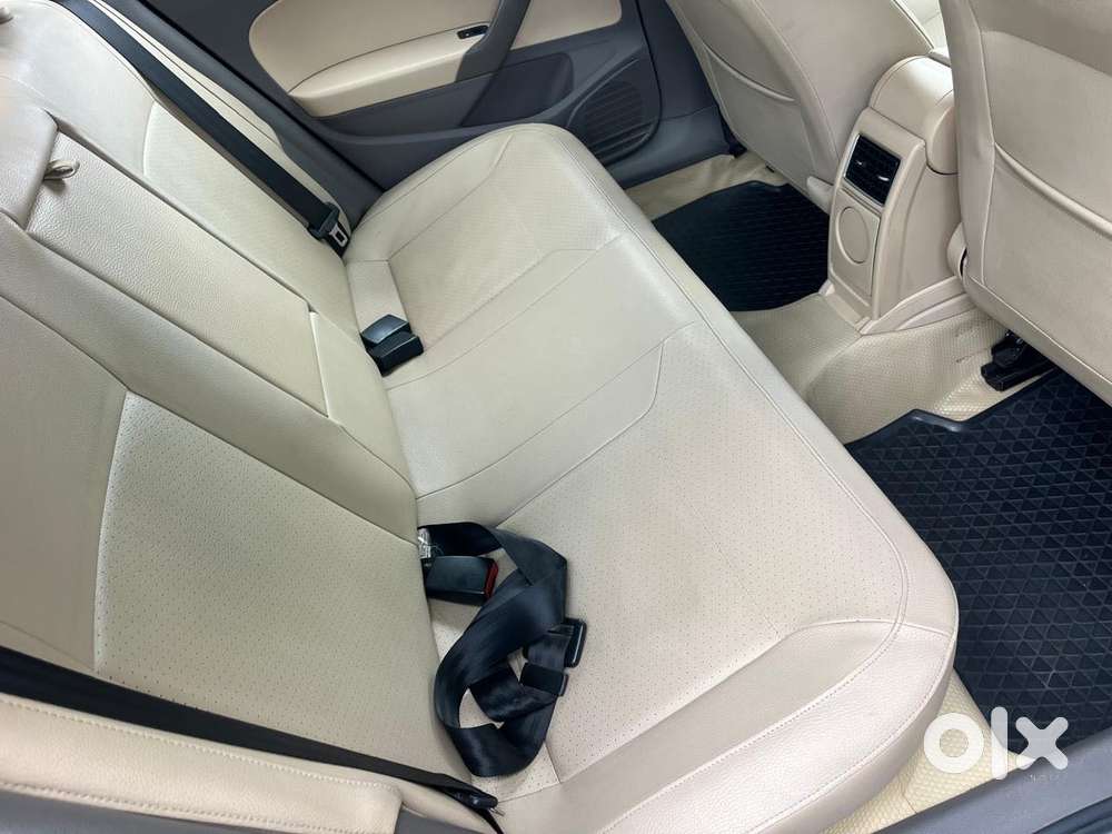 Volkswagen Vento 1.2 Tsi Highline At, 2016, Petrol
