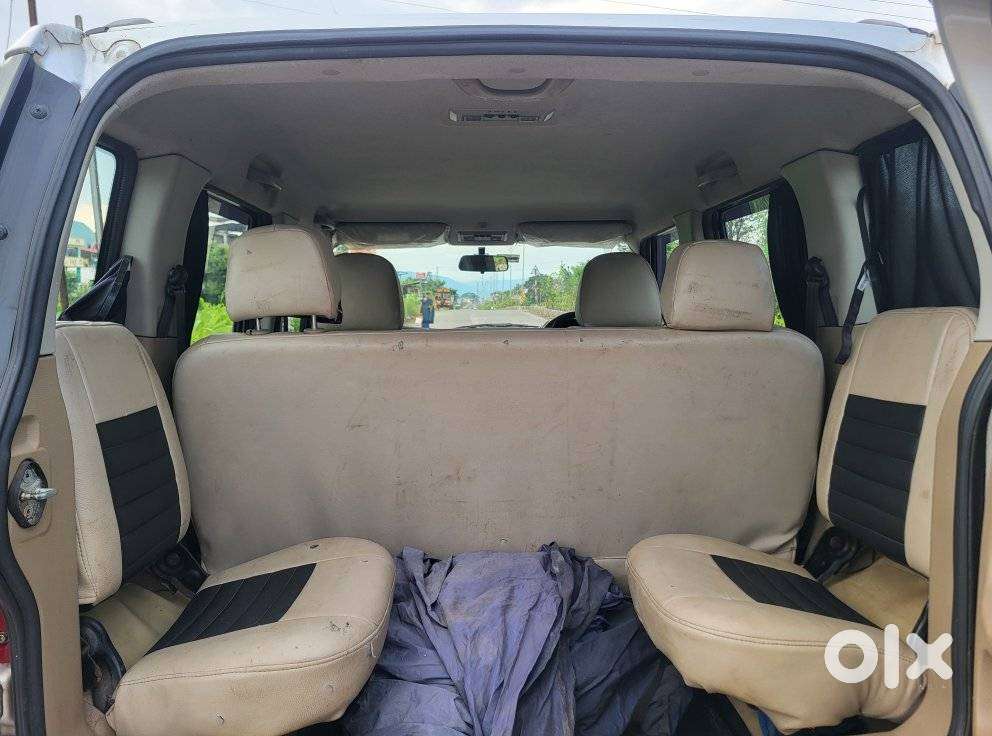 Mahindra Tuv 300 T8, 2017, Diesel