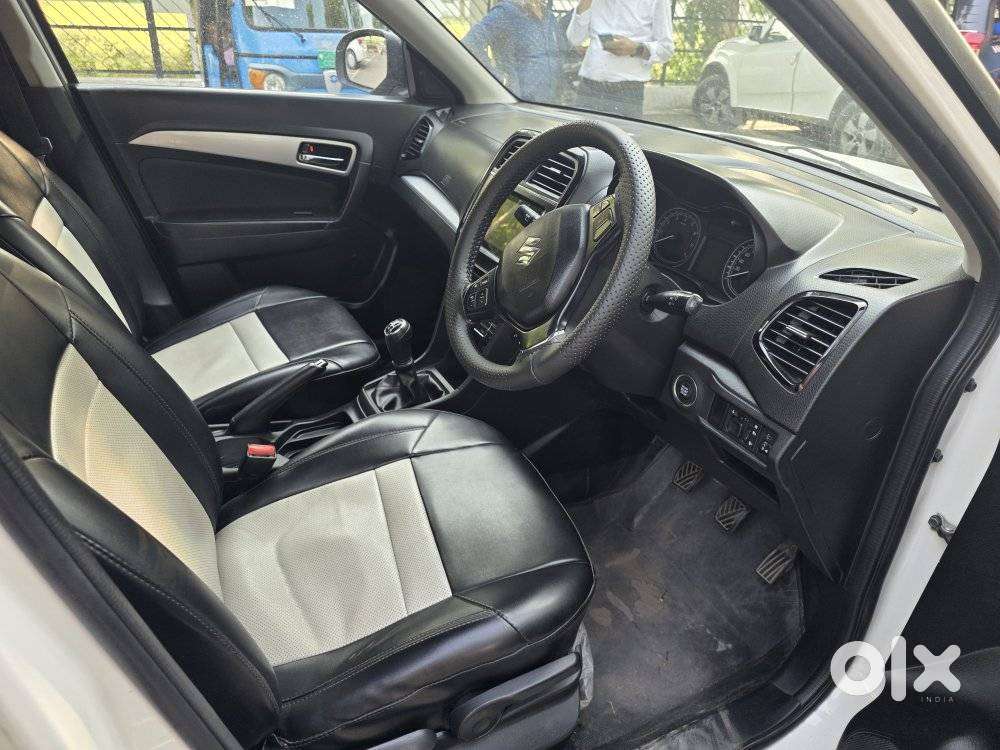 Maruti Suzuki Brezza 1.5 Zxi Smart Hybrid, 2022, Petrol